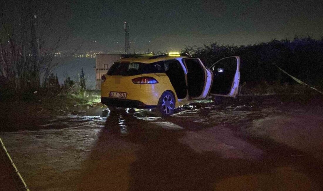 İzmit’te Taksi Şoförü Bıçaklanarak Hayatını Kaybetti, Komşu Zanlı Tutuklandı Kocaeli'nin İzmit ilçesinde, taksici Emre Bayram'ı bıçaklayarak öldürdüğü iddia edilen