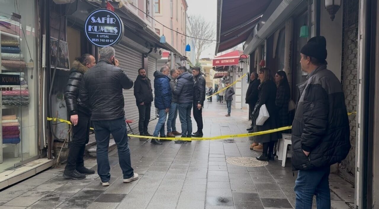 Sakarya'nın Adapazarı ilçesinde 29 Aralık'ta gerçekleşen kuyumcu soygunuyla ilgili 13