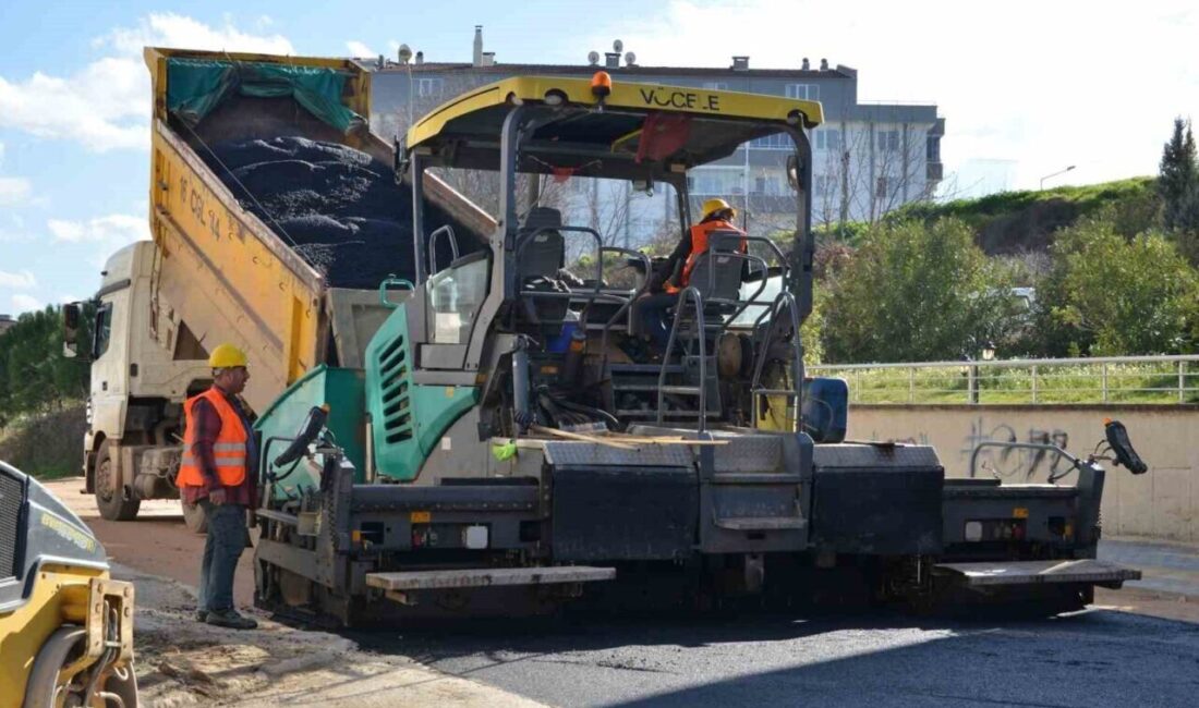 Bursa’da Çınarcık Barajı İçme Suyu Projesi için çalışmalar hızla sürüyor, asfalt kaplama işlemleri tamamlandı! Bursa Büyükşehir Belediyesi, Çınarcık Barajı’nın suyunu şehre ulaştıracak içme suyu