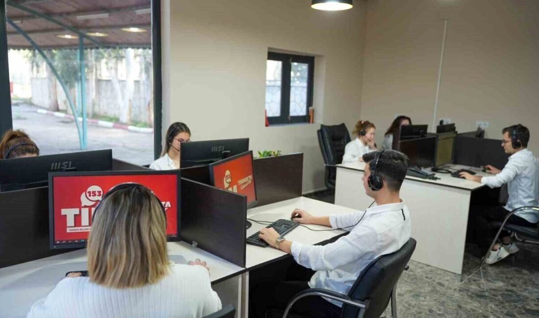 Tarsus’ta Alo Tim 153 Hattı ile Vatandaşların İhtiyaçlarına Hızlı Yanıt Veriliyor Tarsus Belediyesi, vatandaşların ihtiyaçlarına daha hızlı yanıt vermek için 'Alo