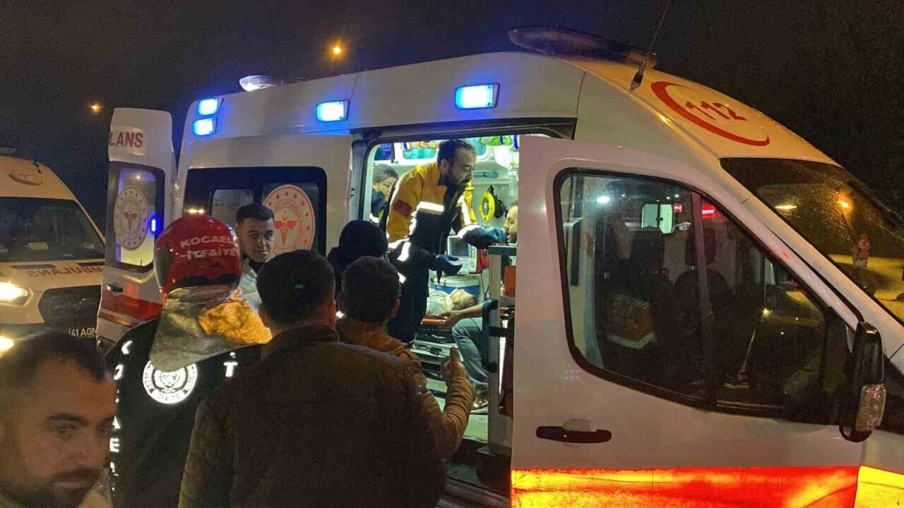 Kocaeli'nin Kartepe ilçesinde alkollü sürücü H.K., D100 karayolunda ters yönde