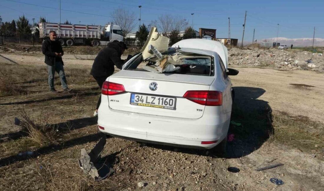 Adıyaman’da Tır ve Otomobil Çarpıştı: 1 Yaralı Adıyaman'ın Altınşehir Mahallesi'nde, H.K. yönetimindeki otomobil, M.A. idaresindeki tır ile