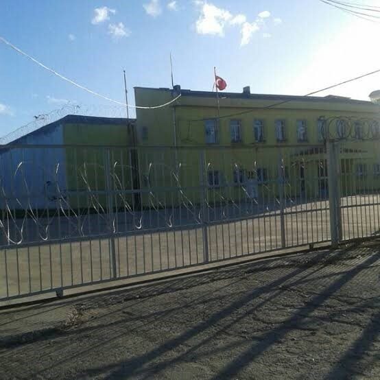 Uzunköprü Cezaevi, Adalet Bakanlığının kararıyla kapatıldı, personel ve mahkumlar başka yerlere yönlendirildi. Edirne'nin Uzunköprü ilçesindeki Uzunköprü Cezaevi, Adalet Bakanlığı tarafından kapatıldı. 29
