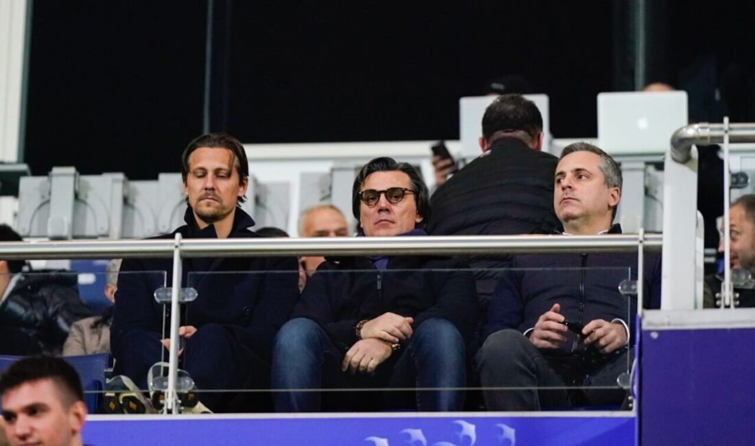 Montella, Eyüpspor-Alanyaspor Maçını Tribünden İzledi A Milli Futbol Takımı Teknik Direktörü Vincenzo Montella, Trendyol Süper
