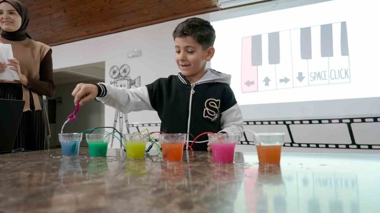 Başiskele Belediyesi, 2024-2025 yarıyıl tatilinde çocuklar için çeşitli atölyeler düzenleyerek