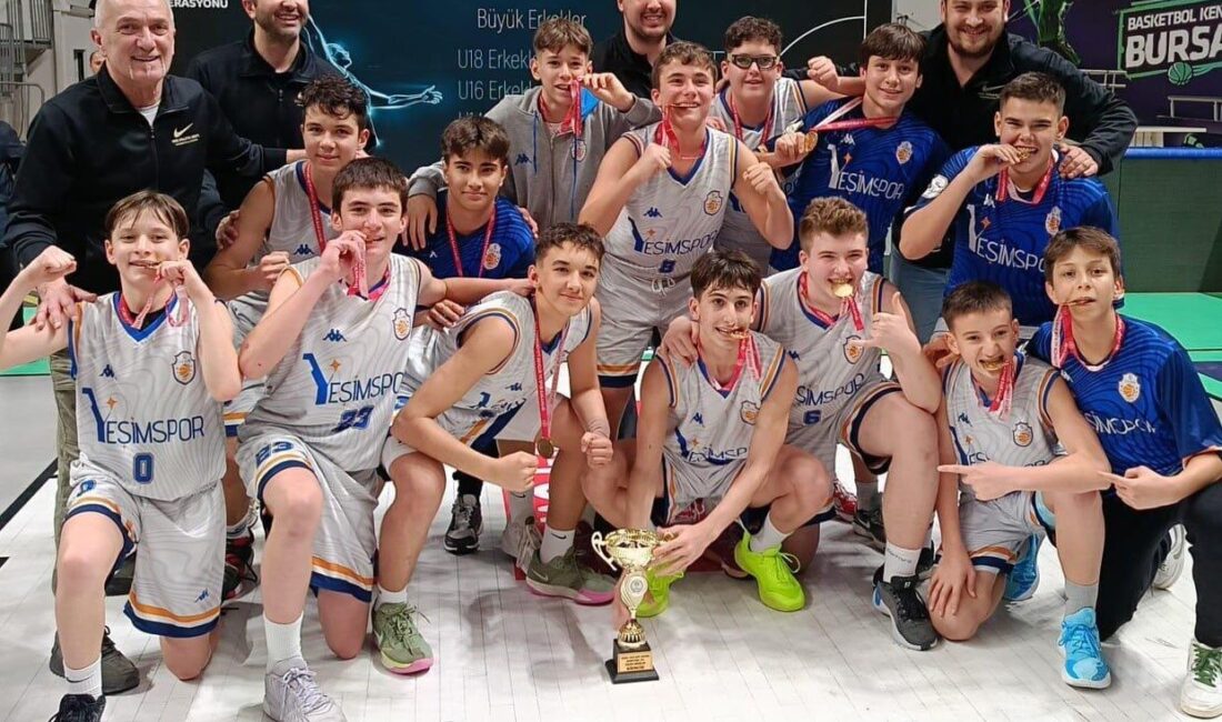 Yeşim Spor U14 Basketbol Takımı, Bursa Ligi’nde Namağlup Şampiyonlukla Tarih Yazdı Yeşim Spor U14 Basketbol Takımı, Bursa U14 Erkekler Ligi'nde MG