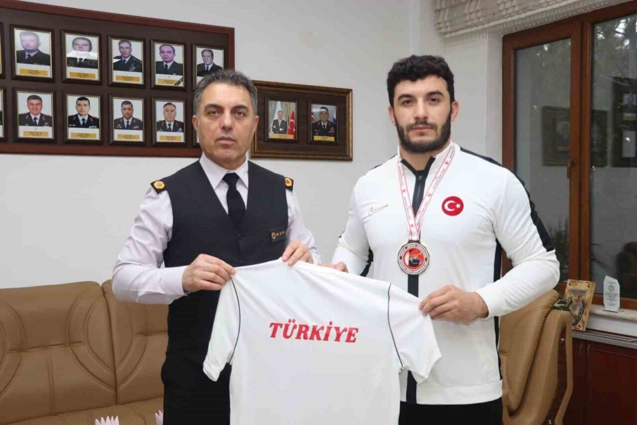 Yozgatlı güreşçi Beytullah Kayışdağ, 21-23 Ocak'ta Ankara'da düzenlenen Büyükler Grekoromen