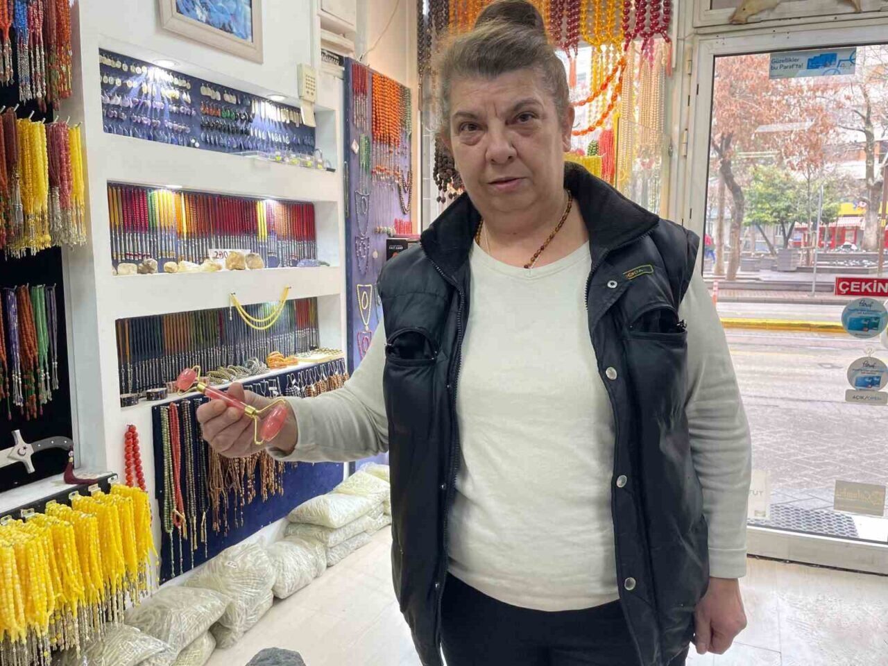 Eskişehir'de yüz masaj taşlarına artan ilgi, hem kadın hem de