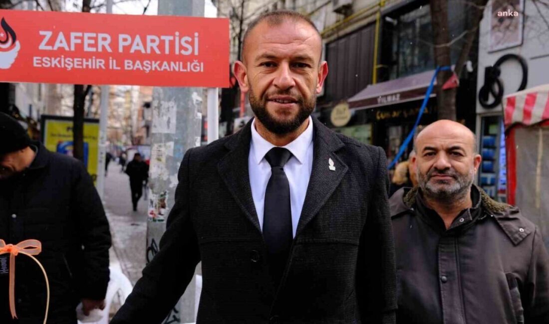Hasan Demir, Eskişehir İl Emniyet Müdürlüğünde ifadesinin alınmasının ardından mahkemeye gönderildi. Zafer Partisi Eskişehir İl Başkanı Hasan Demir, Eskişehir İl Emniyet
