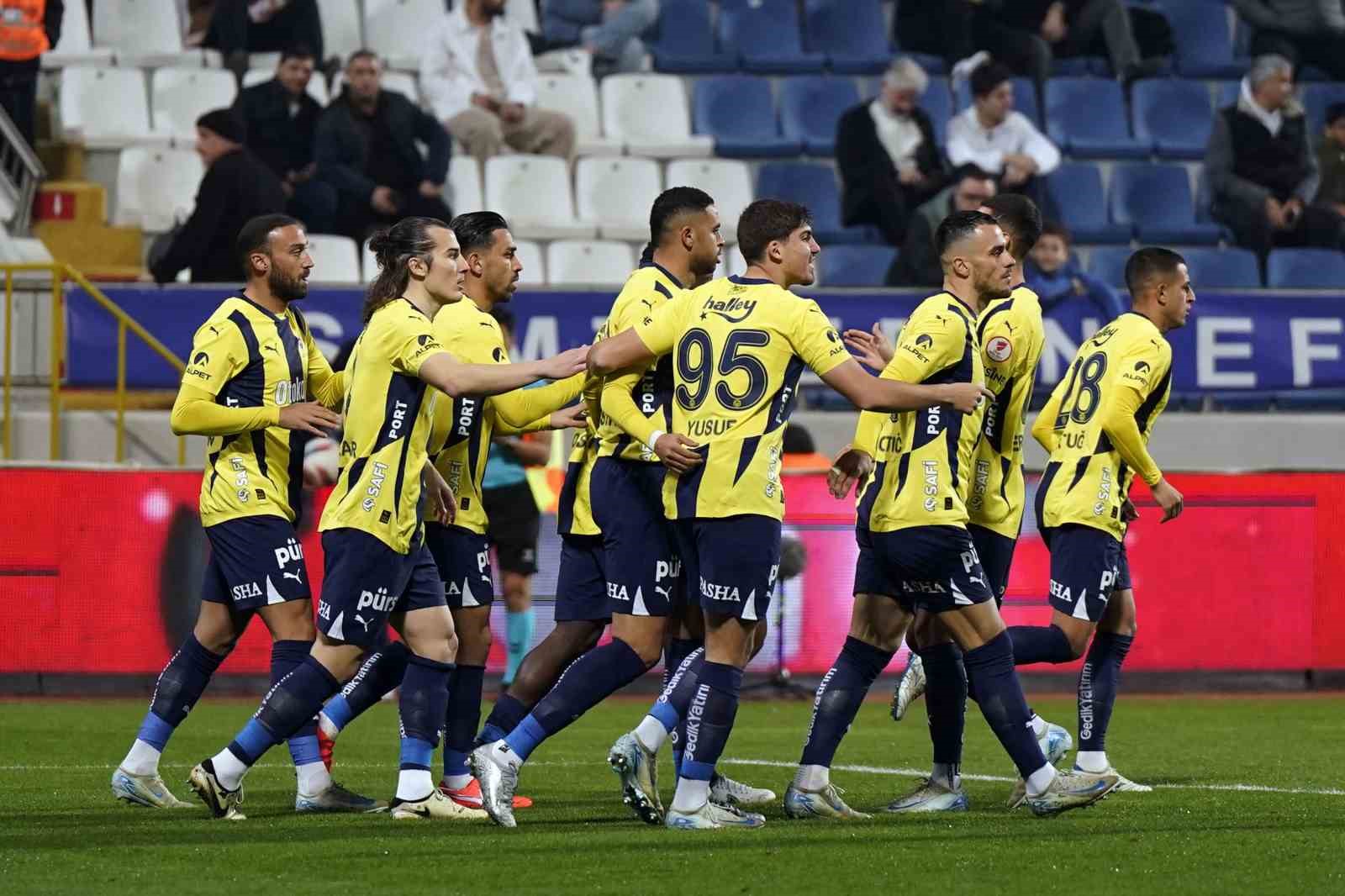 Ziraat Türkiye Kupası: Kasımpaşa: 0 – Fenerbahçe: 1 (Maç devam ediyor) ZİRAAT TÜRKİYE KUPASI B GRUBU'NUN İLK HAFTASINDA KASIMPAŞA, FENERBAHÇE'Yİ KONUK