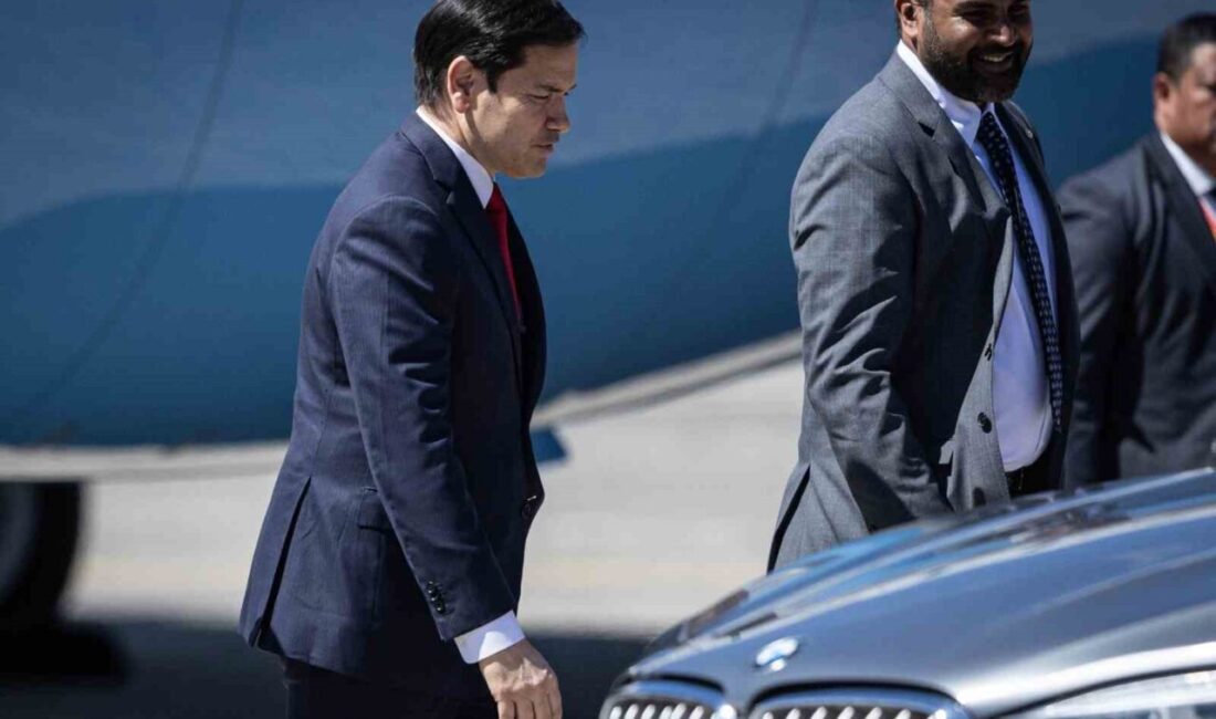 Marco Rubio’nun Almanya Uçuşu Mekanik Sorun Nedeniyle İptal Olundu ABD Dışişleri Bakanı Marco Rubio'nun Almanya'ya giden uçağı, kalkıştan 90