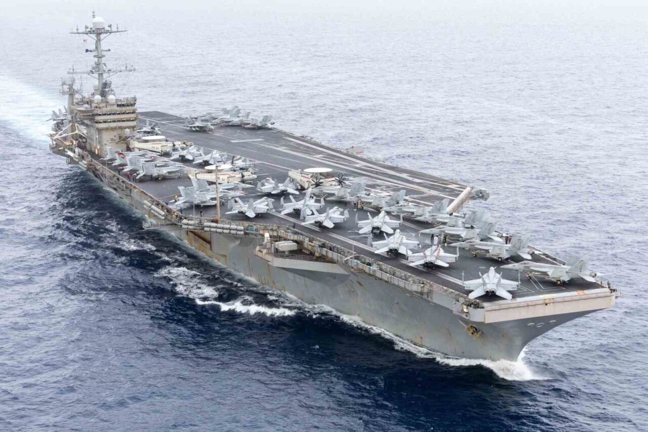 ABD Donanması'na ait USS Harry S. Truman uçak gemisi, Mısır
