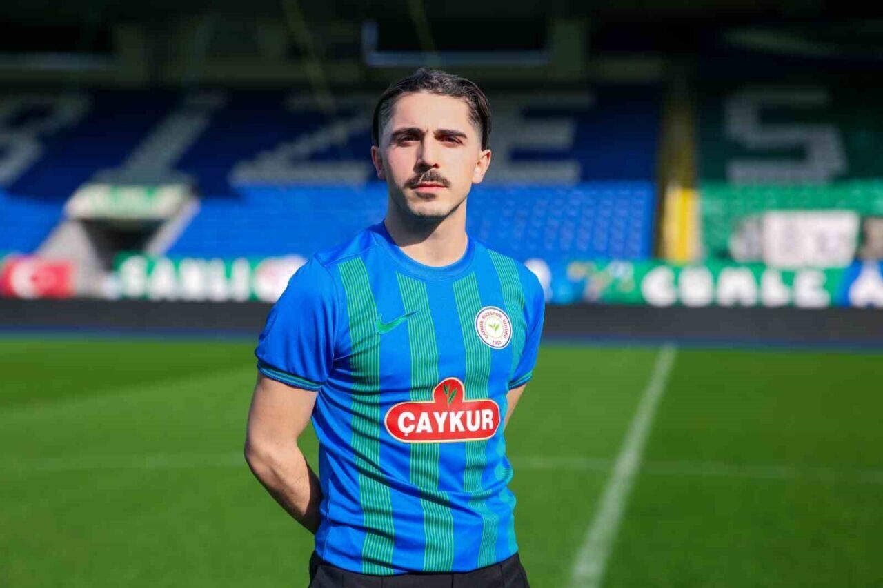 Çaykur Rizespor, Hull City'den Abdülkadir Ömür'ü sezon sonuna kadar kiraladığını