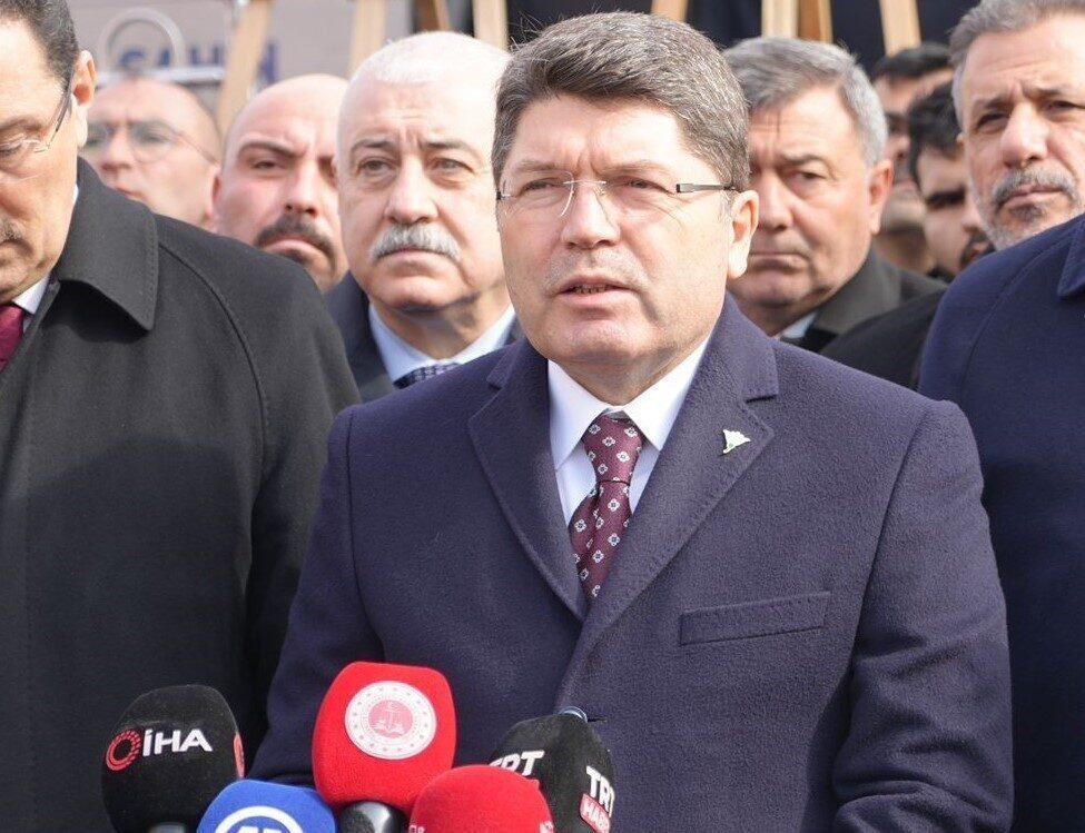 Adalet Bakanı Yılmaz Tunç, Kahramanmaraş merkezli depremin ikinci yıldönümünde Gaziantep’in
