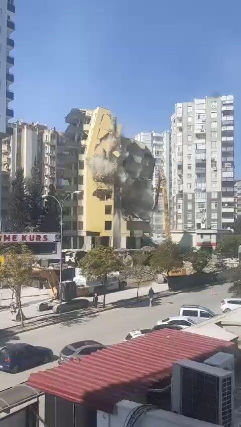 Adana'nın Çukurova ilçesindeki Harman Apartmanı, 6 Şubat 2023 Kahramanmaraş depremleri