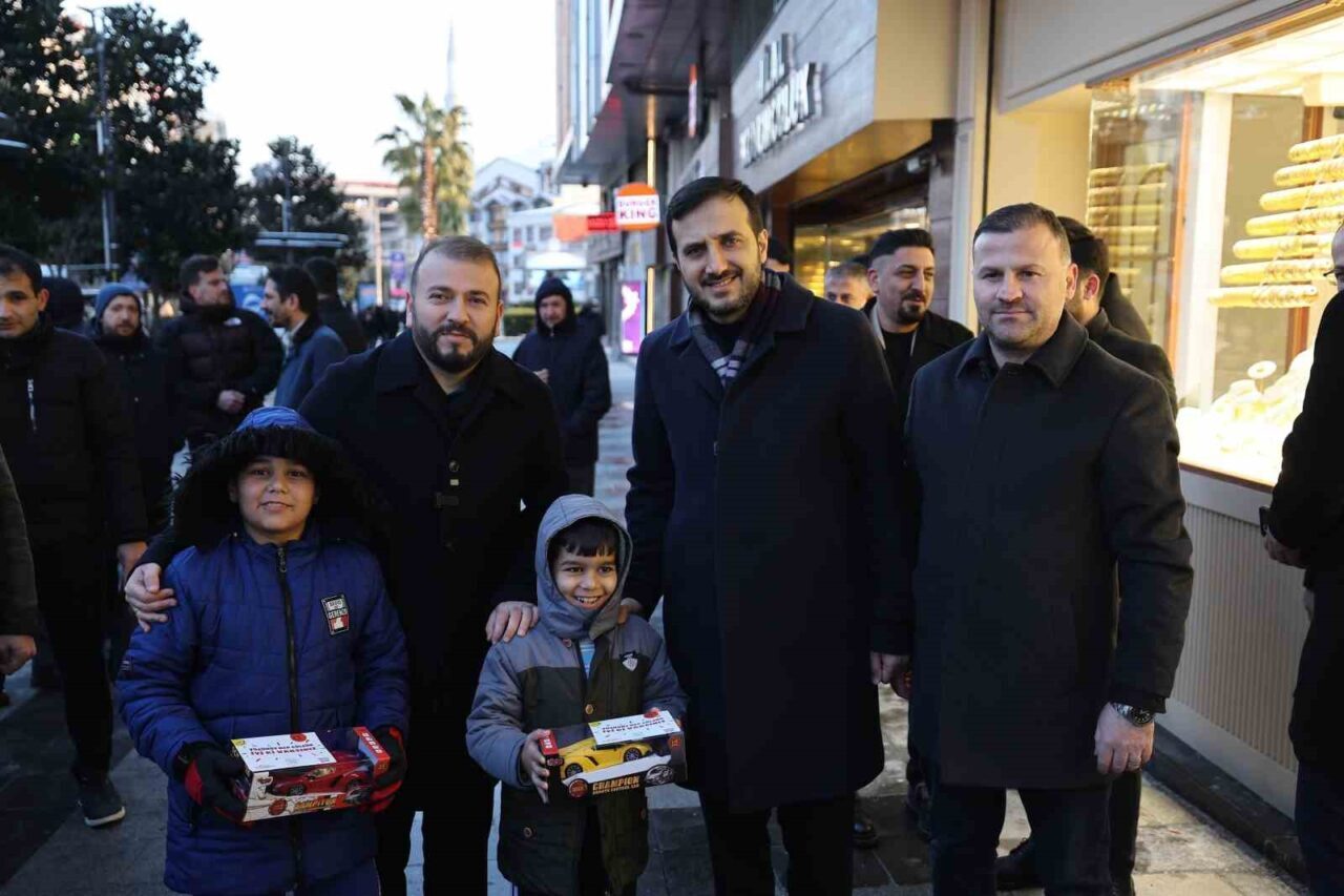 AK Parti İstanbul İl Başkanı Abdullah Özdemir, göreve başladıktan sonra