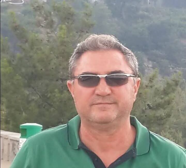Alanya’da Bahçesinde Fenalaşan Astım Hastası Adam Hayatını Kaybetti Antalya’nın Alanya ilçesinde 57 yaşındaki Fikret Kılıç, evinin bahçesinde astım