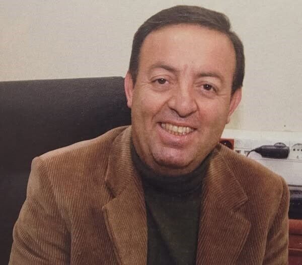 Ali Haydar Küçük, Palandöken’e Gondol Getiren Vali Yardımcısı Olarak Hayatını Kaybetti Ali Haydar Küçük, Erzurum'da vali yardımcılığı yaparken Palandöken'e gondol kazandırmıştır.