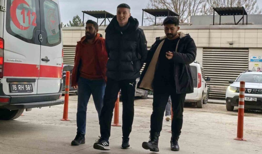 Bursa İnegöl'de 30 bin TL fidye istemekle suçlanan Arda B.,