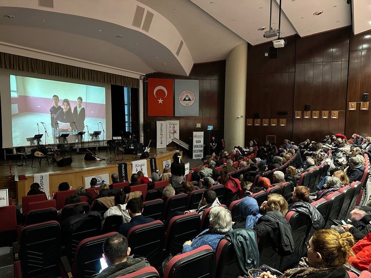 Kayseri'deki Kadın İşbirliğini Geliştirme Derneği (KİGDER), 6 Şubat 2023'teki depremlerde