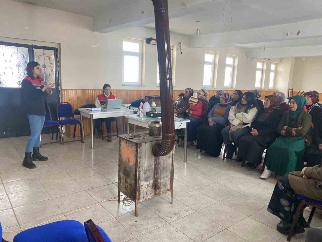 Kars'ta, "Kadın Çiftçiler Öğreniyor, Ekonomik ve Sosyal Olarak Güçleniyor" projesi,