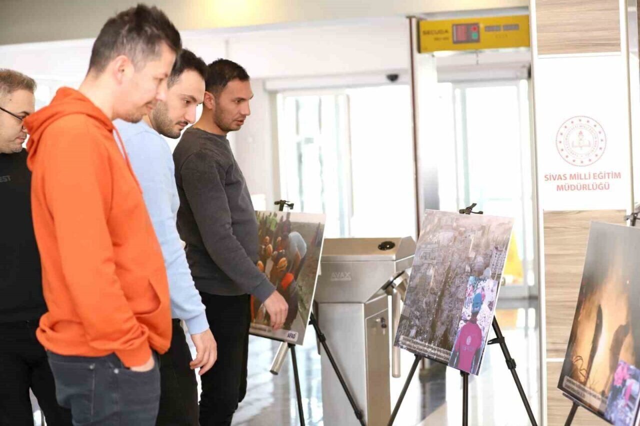Sivas'ta, 6 Şubat 2023'teki depremlerin ikinci yıl dönümünde, Sivas Arama