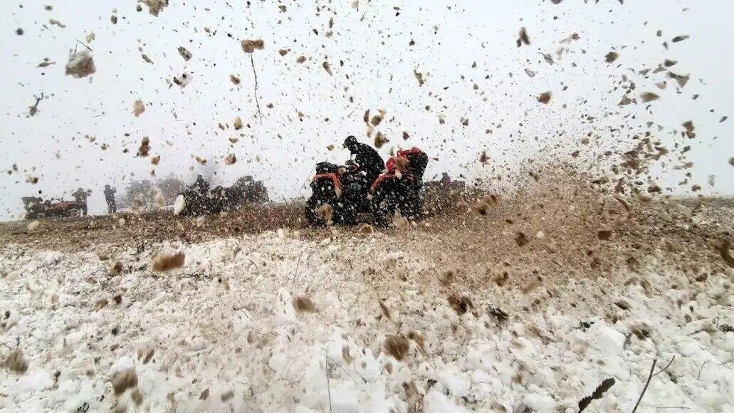 Bursa’da Doğa Tutkunları Karda ATV ile Macera Dolu Bir Gün Geçirdi Bursa'da Mudanya ATV Offroad Grubu, karlı havada 15 kişilik bir