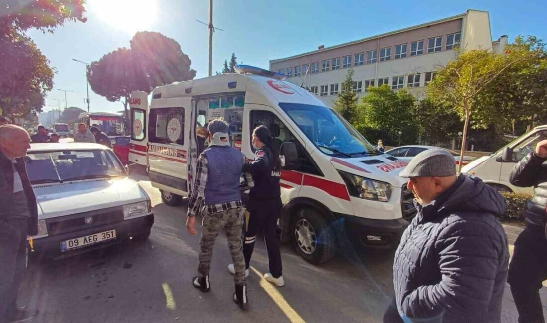 Aydın’da Otomobil Çarpışması: 3 Yaralı, Olayla İlgili İnceleme Başlatıldı Aydın'ın Efeler ilçesinde iki otomobilin çarpışması sonucu üç kişi yaralandı.