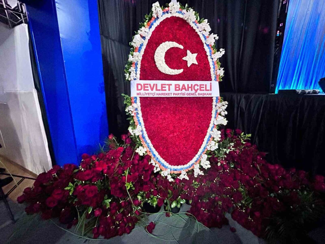 MHP Genel Başkanı Devlet Bahçeli, AK Parti’nin 8. Olağan Büyük