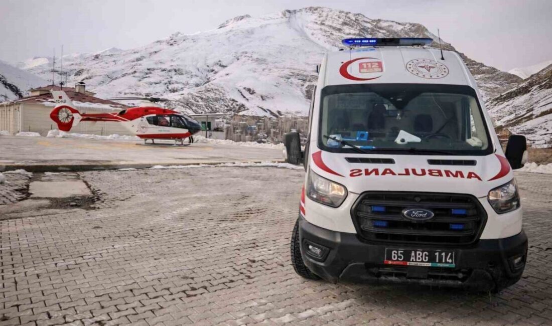 65 Yaşındaki GİS Hastası, Bahçesaray’dan Helikopter ile Van’a Taşındı Van'ın Bahçesaray ilçesinde, 65 yaşındaki GİS kanama tanılı hasta, sağlık