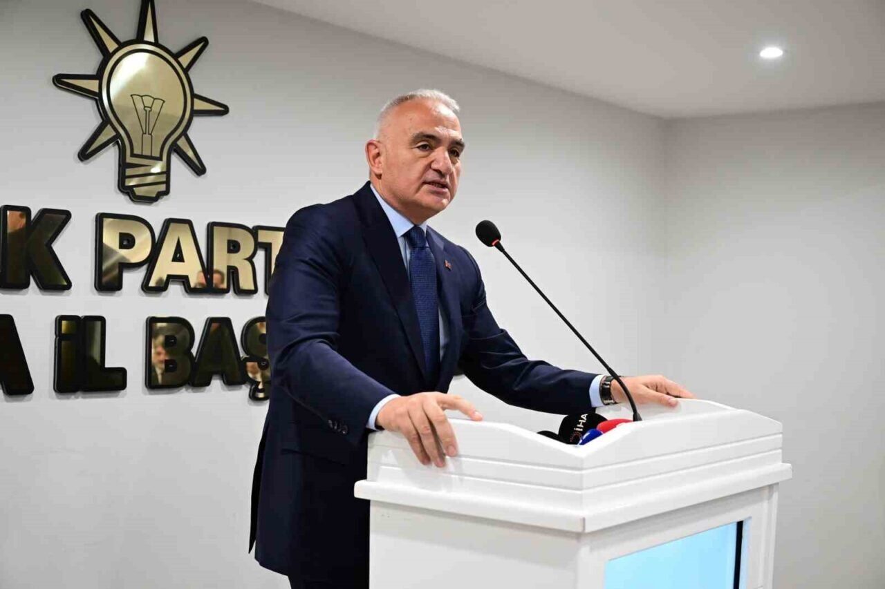 Kültür ve Turizm Bakanı Mehmet Nuri Ersoy, Kahramanmaraş merkezli depremlerde