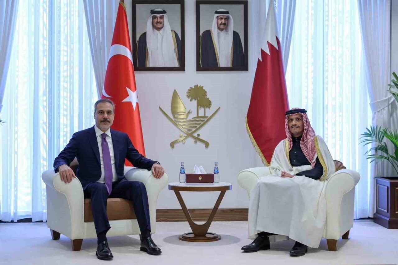 Dışişleri Bakanı Hakan Fidan, Katar’ın başkenti Doha'da Başbakan ve Dışişleri