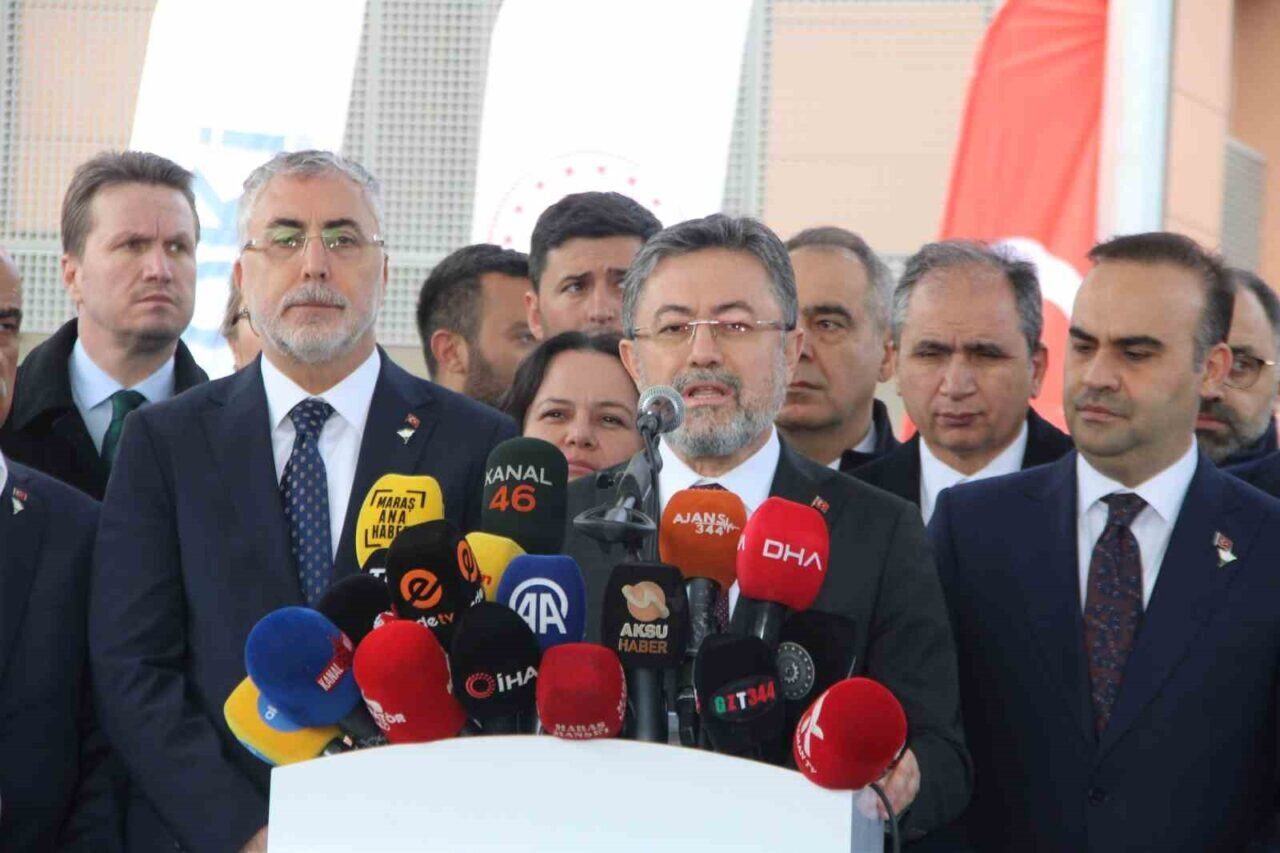 Tarım ve Orman Bakanı İbrahim Yumaklı, Kahramanmaraş'ta deprem sonrası yapılan