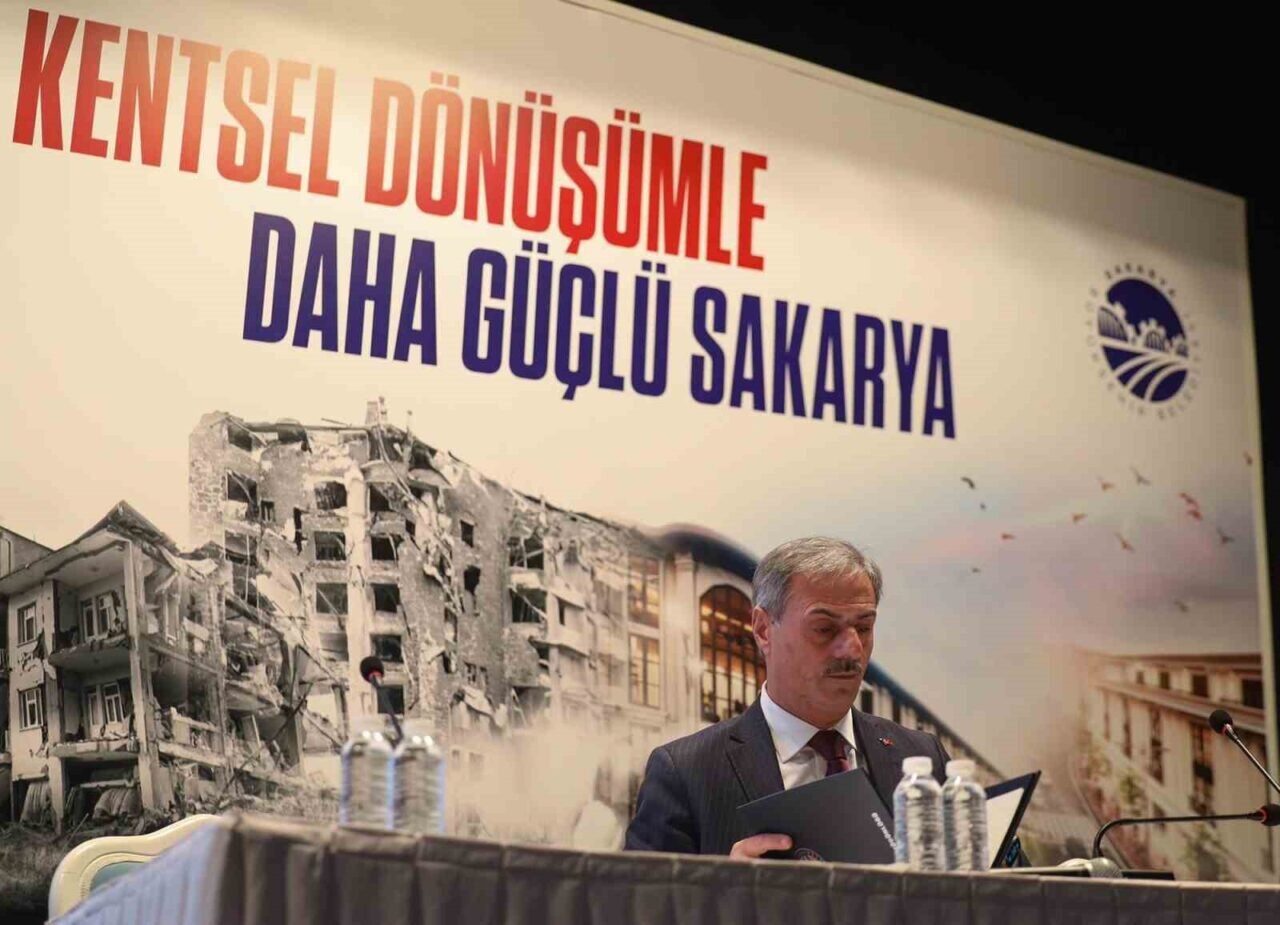 Sakarya Büyükşehir Belediye Başkanı Yusuf Alemdar, depreme hazırlığın önemine dikkat