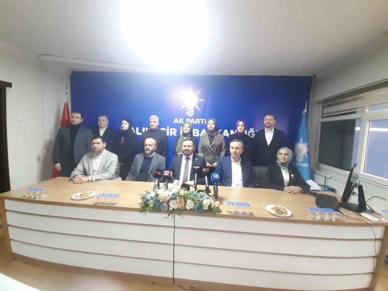 AK Parti İl Başkanı Mehmet Aydemir, il ve ilçe kongre