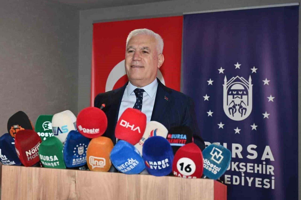 Bursa Büyükşehir Belediye Başkanı Mustafa Bozbey, deprem riskine karşı sürdürülen