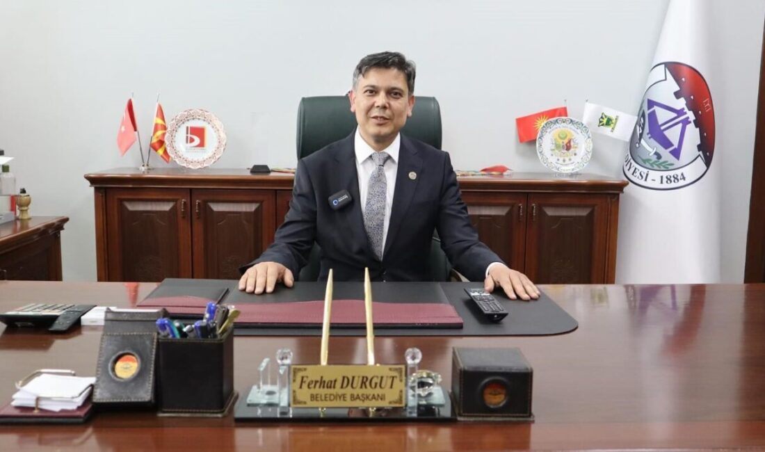 Başkan Durgut’tan Kar Yağışı Uyarısı: Kış Lastiği ve Zincir Kullanımına Dikkat Edin! Söğüt Belediye Başkanı Ferhat Durgut, Eskişehir-Söğüt karayolundaki yoğun kar yağışı