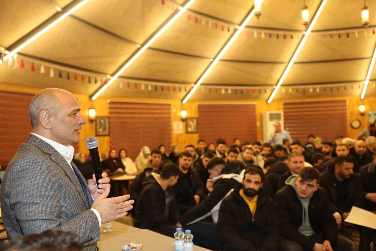 Körfez Belediye Başkanı Şener Söğüt, AK Parti Esentepe Mahalle Teşkilatı'nın