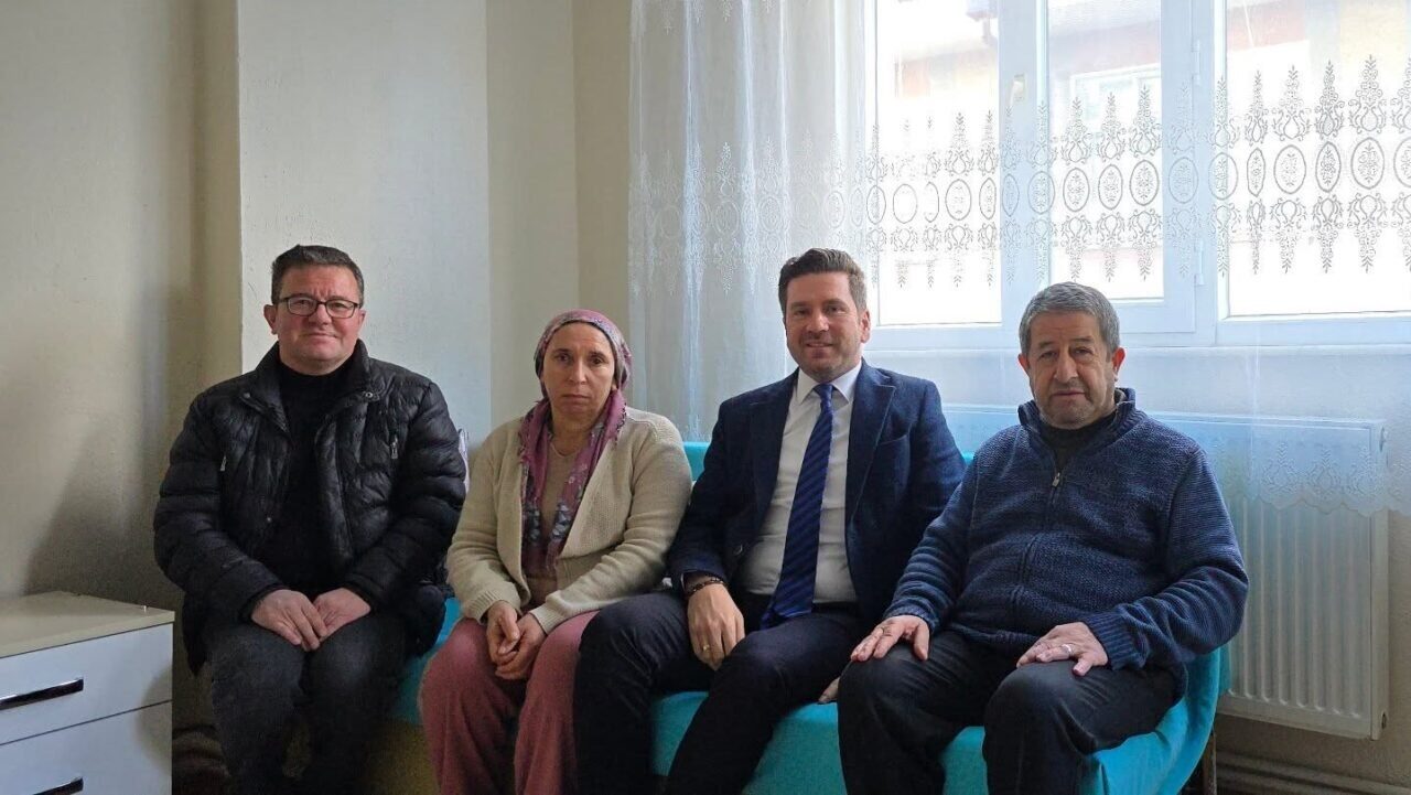 Tavas Belediye Başkanı Kadir Tatık, 6 Şubat depremi anısına depremzede