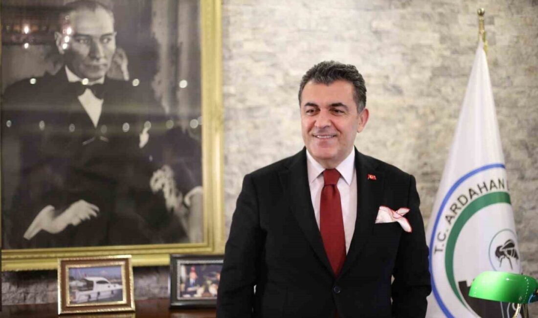 Ardahan Belediye Başkanı Faruk Demir’den Berat Kandili Mesajı: “Bağışlanma İçin Fırsat ve Kardeşlik Duygularının Güçlenmesi” Ardahan Belediye Başkanı Faruk Demir, Berat Kandili vesilesiyle yayımladığı mesajda,