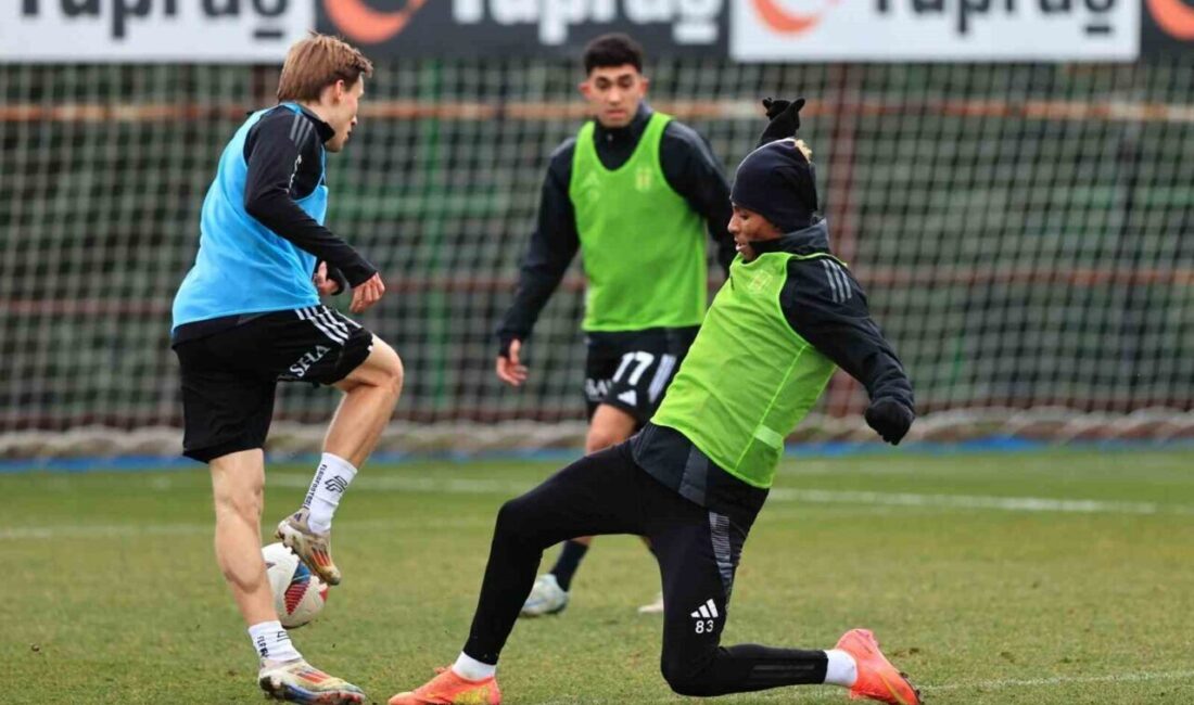 Beşiktaş, Sivasspor Maçı İçin Hazırlıklarını Sürdürüyor Beşiktaş, Trendyol Süper Lig'in 23. haftasında Sivasspor ile oynayacağı maç