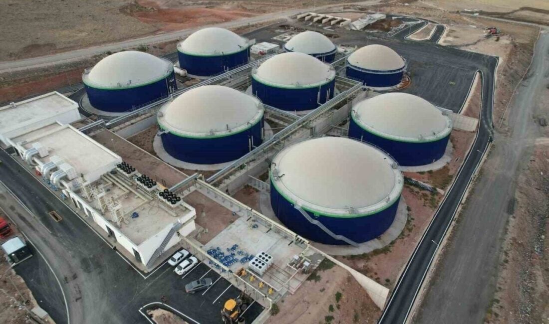 Kayseri Biyogaz Tesisi ile 5 Bin 300 Hanenin Elektrik İhtiyacı Yenilenebilir Enerji ile Karşılanıyor Kayseri Büyükşehir Belediyesi, Beydeğirmeni Biyogaz Tesisi'nde 2024 itibarıyla 19 milyon