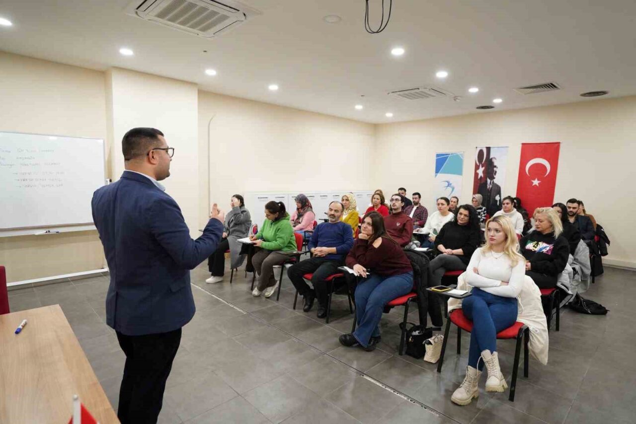 Beylikdüzü Belediyesi Kariyer Merkezi, 'Uygulamalı Muhasebe Eğitimi'ni başlattı. Ücretsiz sunulan