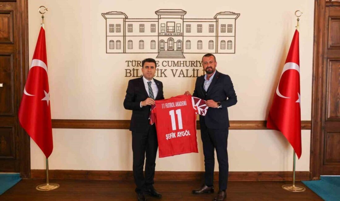 Bilecik Futbol Akademi Kulübü Başkanı Yasin Aykol, Vali Aygöl ile Görüşerek Destek Sözü Aldı Bilecik Futbol Akademi Kulüp Başkanı Yasin Aykol, Vali Şefik Aygöl’ü