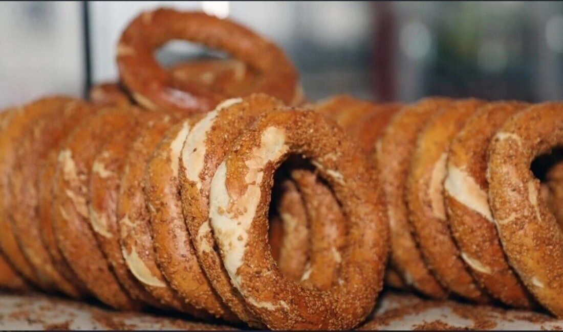 Bilecik’te Ekmek ve Atıştırmalık Fiyatlarına Zam Yapıldı Bilecik’te simit, poğaça ve ekmek fiyatlarında artış yaşandı. 100 gram