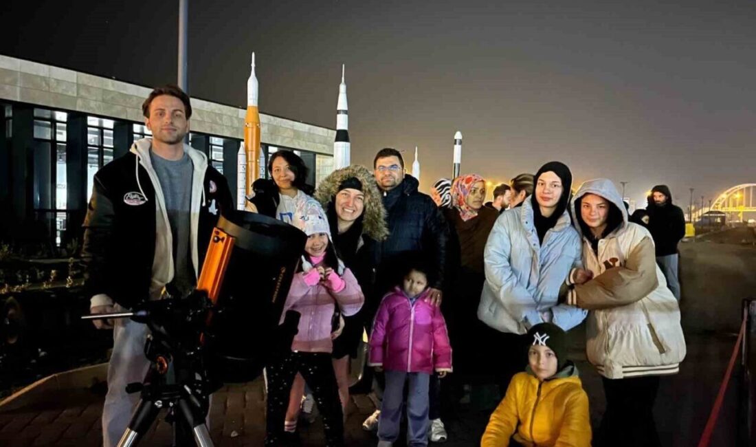 Özdemir Bayraktar Bilim Merkezi’nde gerçekleştirilen Gökyüzü Gözlem Etkinliği, 210 katılımcıya