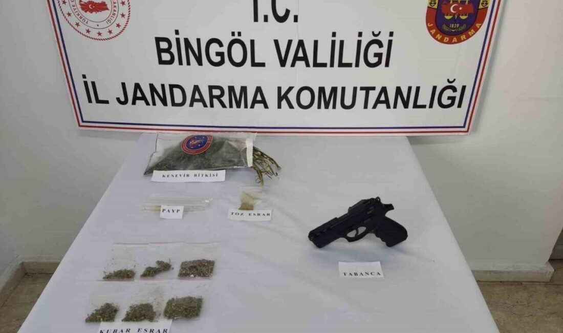 Bingöl’de Jandarma, Aranan 8 Şüpheliyi Yakayı Ele Geçirdi Bingöl İl Jandarma Komutanlığı, aranan 8 şüpheliyi yakaladı ve adli