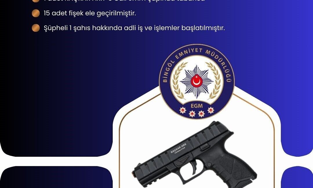 Bingöl’de Emniyet Güçlerinden Silah Operasyonu: 1 Tabanca ve 15 Fişek Ele Geçirildi Bingöl'de Motosikletli Polis Timleri'nin gerçekleştirdiği operasyon sonucunda bir tabanca ve
