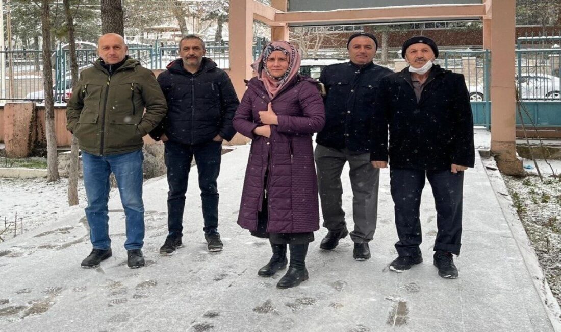 Bozkır’da Acil Durum Tatbikatı Yapıldı, Personel Hazırlık İçin Eğitildi Konya'nın Bozkır ilçesinde, İlçe Milli Eğitim Müdürlüğü personeli için acil