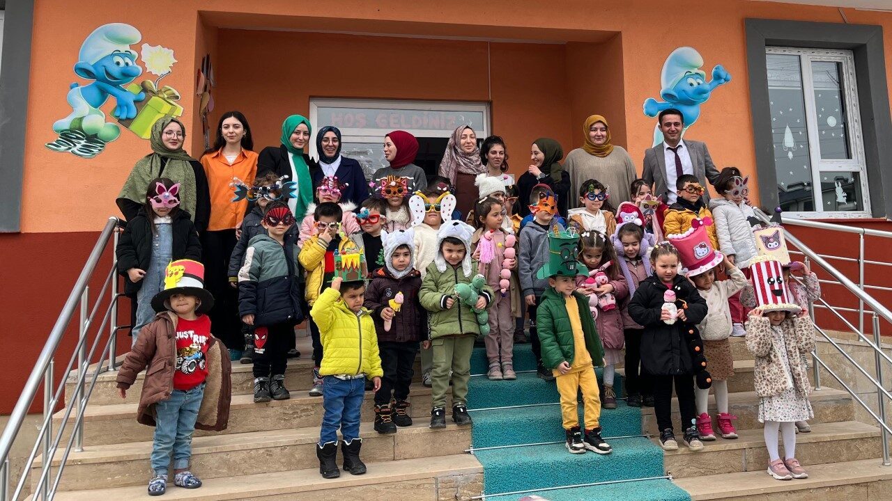 Konya'da "Önceliğimiz Matematik" projesi çerçevesinde Bozkır Remzi Demirci Anaokulu'nda, öğrencilerin